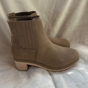 NEW Loft Suede Clog Bootie